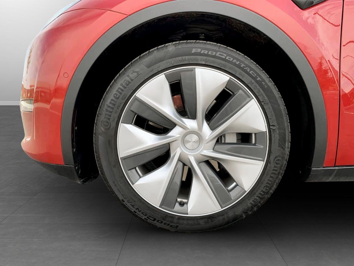 Used 2021 Tesla Model Y Long Range AWD/4WD image 10