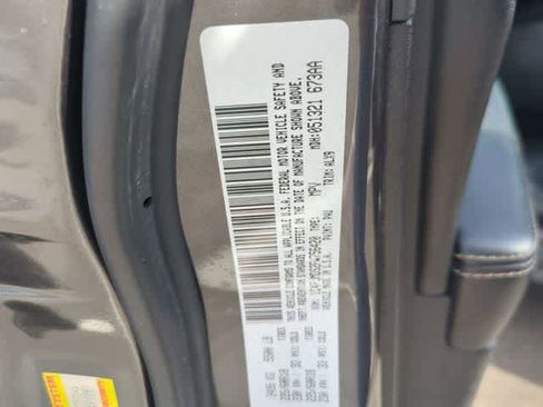 Used 2015 Jeep Cherokee Limited image 36