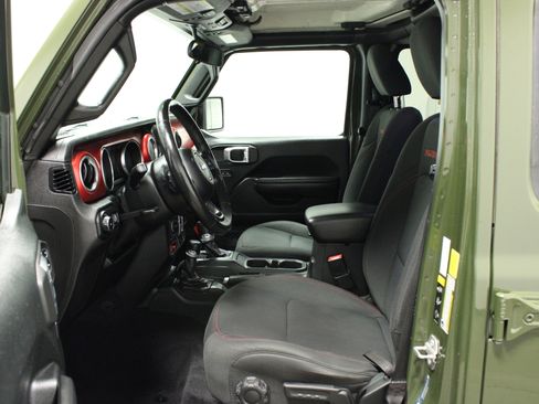 Used 2021 Jeep Wrangler Unlimited Rubicon w/ Steel Bumper Group image 16