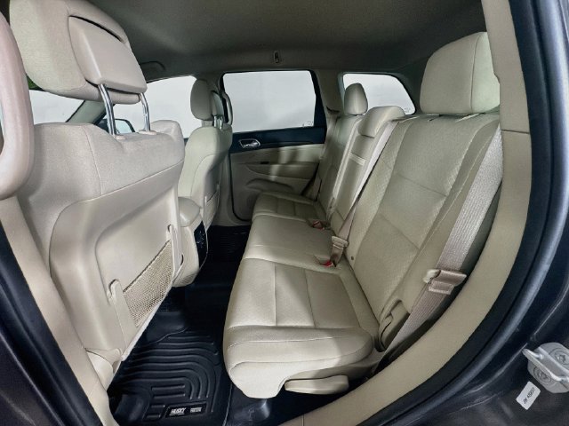 Used 2018 Jeep Grand Cherokee Laredo AWD/4WD image 25