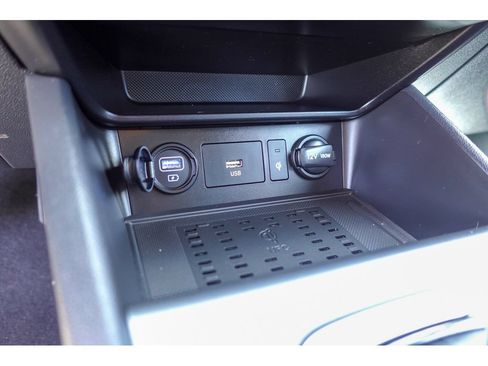 Used 2023 Hyundai Kona Limited FWD image 24