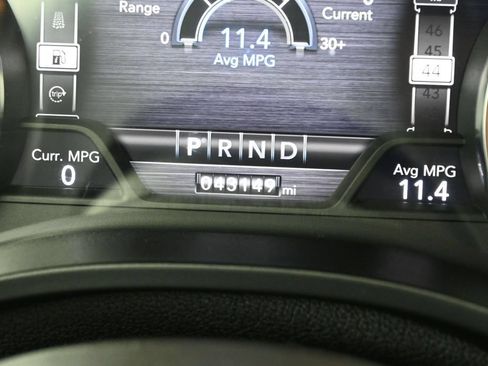 Used 2021 RAM 1500 Laramie AWD/4WD image 17