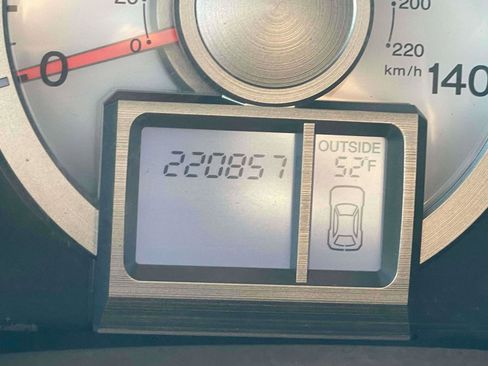 Used 2011 Honda Pilot EX-L image 10