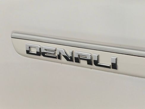 Used 2016 GMC Acadia Denali image 55