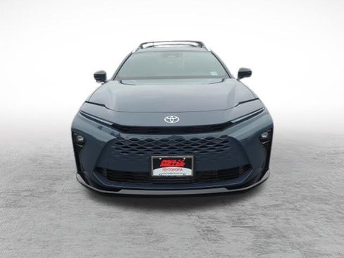 Certified 2025 Toyota Crown Signia AWD/4WD image 2