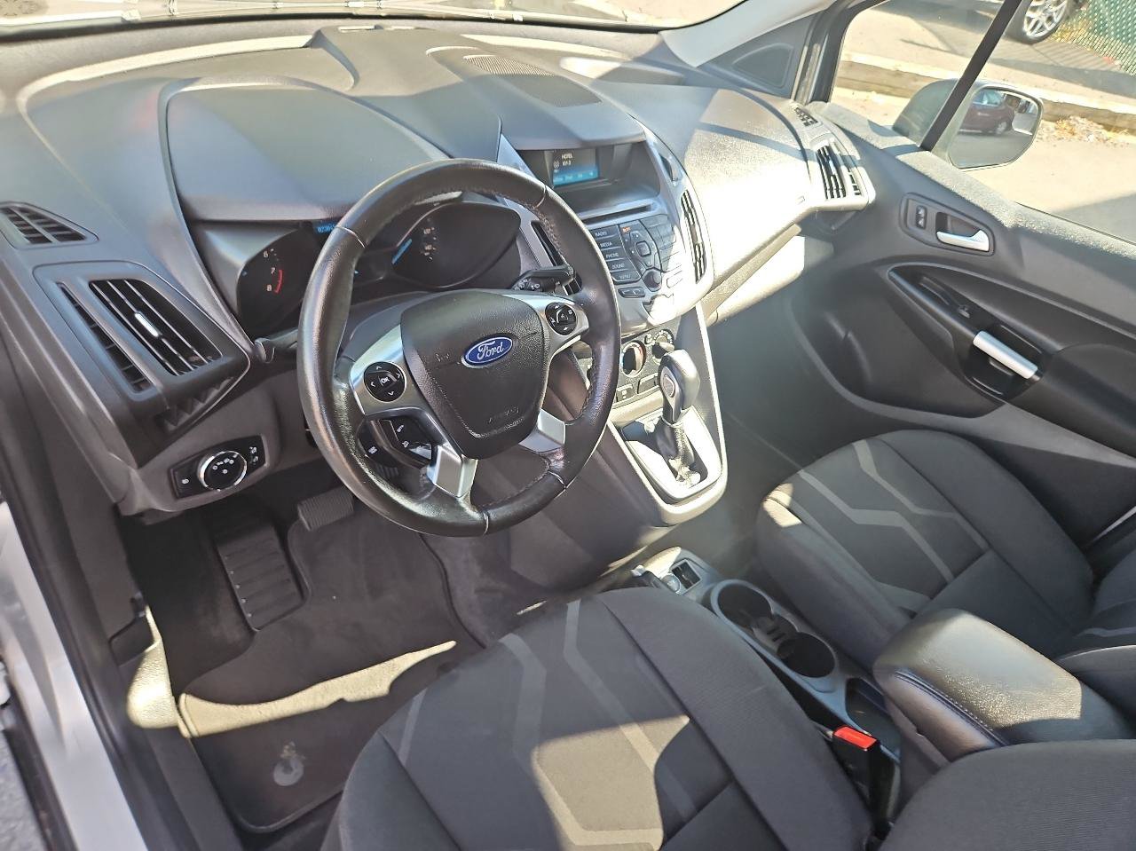 Used 2017 Ford Transit Connect XLT FWD image 13