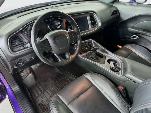 Used 2018 Dodge Challenger GT w/ Driver Convenience Group image 2