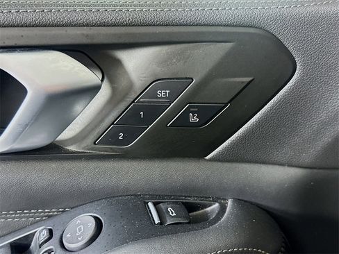 Used 2023 BMW X5 M50i w/ Executive Package image 21