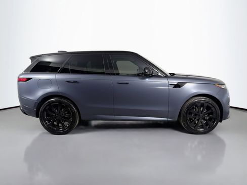 New 2026 Land Rover Range Rover Sport Dynamic SE image 4