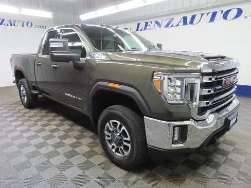 Used 2022 GMC Sierra 2500 SLE w/ SLE Convenience Package AWD/4WD image 3