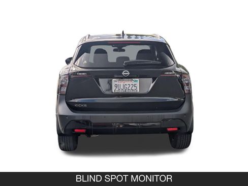 Used 2026 Nissan Kicks SV FWD image 8