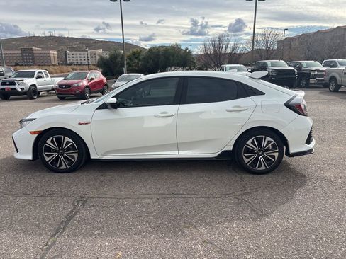 Used 2019 Honda Civic Sport image 8
