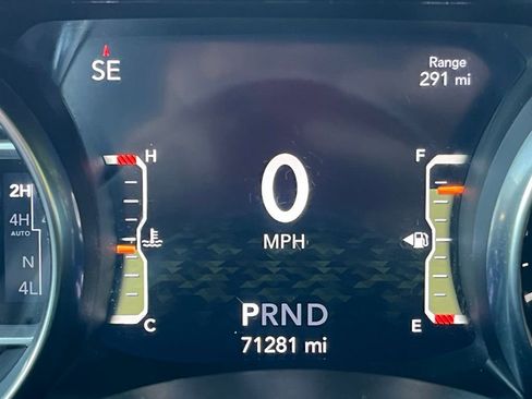 Used 2021 Jeep Wrangler Unlimited Sahara image 32