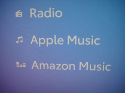 Used 2025 Toyota Corolla LE image 6