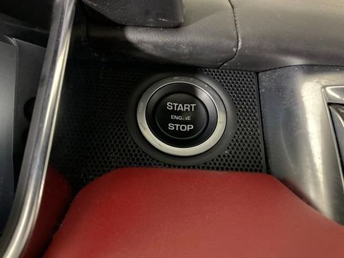 Used 2016 Land Rover Range Rover Sport SVR image 16