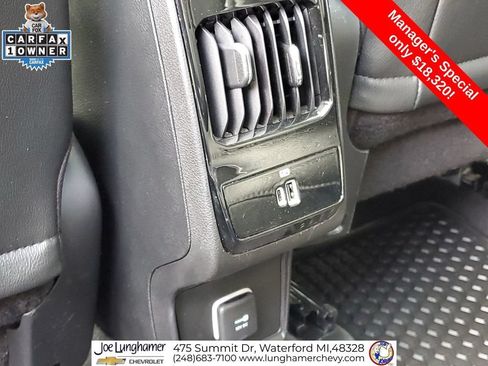 Used 2024 Jeep Compass Latitude w/ Sun and Sound Group AWD/4WD image 23