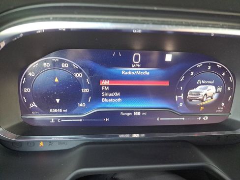 Used 2022 Chevrolet Tahoe Z71 w/ Luxury Package image 28