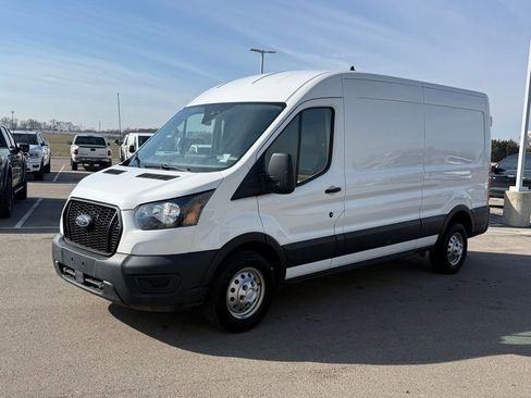 Used 2023 Ford Transit 250 Medium Roof AWD image 22