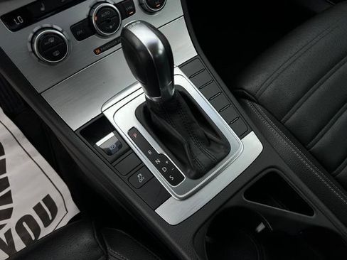 Used 2013 Volkswagen CC Sport FWD image 35