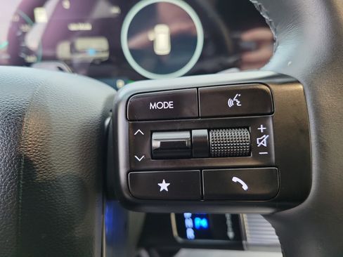 Certified 2025 Hyundai Santa Fe Calligraphy image 10