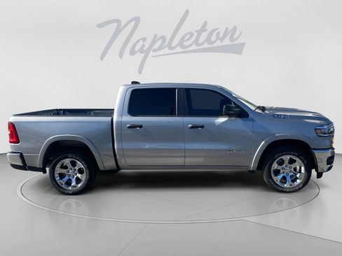 Used 2025 RAM 1500 Big Horn RWD image 9