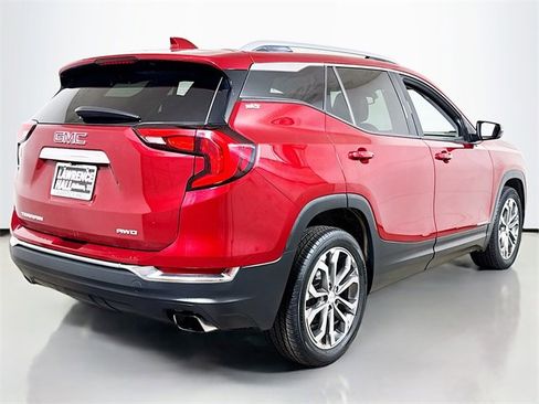 Used 2019 GMC Terrain SLT w/ Preferred Package image 4