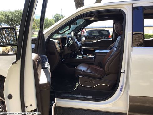 Used 2023 Ford F350 King Ranch w/ FX4 Off-Road Package AWD/4WD image 8