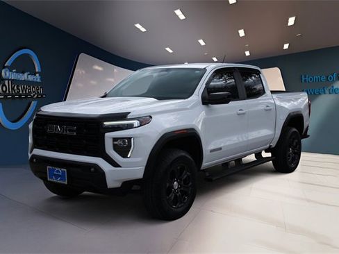 Used 2023 GMC Canyon Elevation w/ Convenience Package image 8