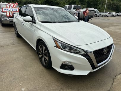 Used 2021 Nissan Altima 2.5 SL