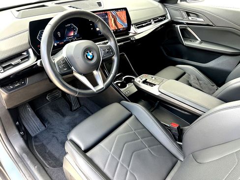 Certified 2025 BMW X2 xDrive28i AWD/4WD image 13