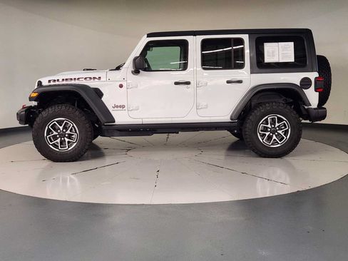 Used 2026 Jeep Wrangler Unlimited Rubicon AWD/4WD image 5