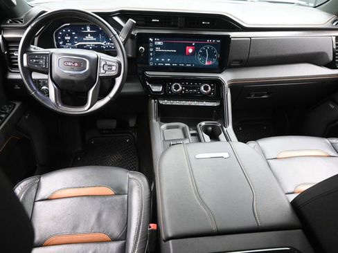 Used 2024 GMC Sierra 2500 AT4 w/ AT4 Premium Plus Package image 12