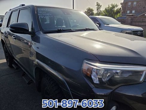 Used 2021 Toyota 4Runner SR5 Premium w/ Moonroof Package RWD image 3