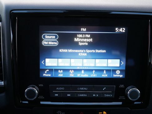 Certified 2023 Nissan Frontier SV w/ Technology Package image 22