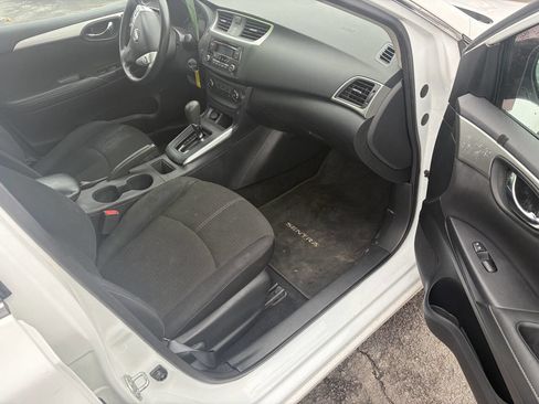 Used 2017 Nissan Sentra S image 12
