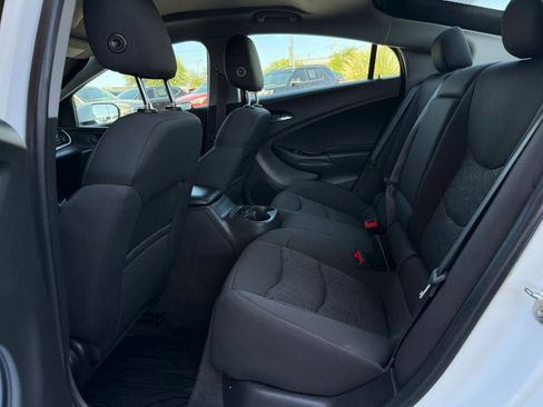 Used 2017 Chevrolet Volt LT w/ Comfort Package FWD image 44