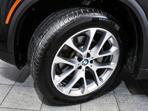 Used 2023 BMW X5 xDrive40i AWD/4WD image 7