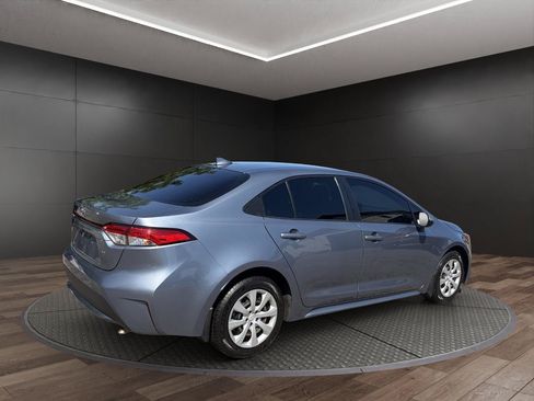 Used 2022 Toyota Corolla LE FWD image 8