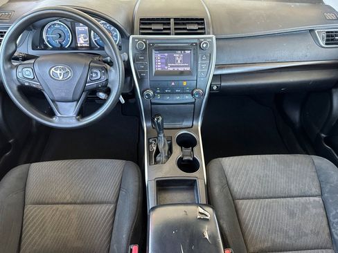 Used 2016 Toyota Camry LE FWD image 16