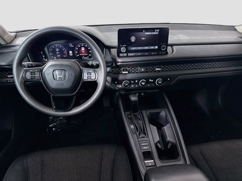 Used 2023 Honda Accord EX image 17