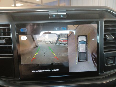 New 2026 Ford F250 Lariat w/ Chrome Package image 39