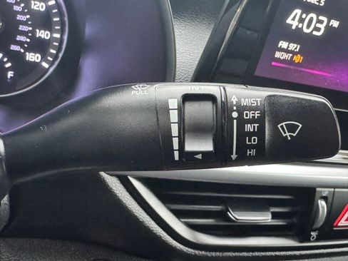 Used 2023 Kia Forte GT-Line w/ GT-Line Premium Package image 18