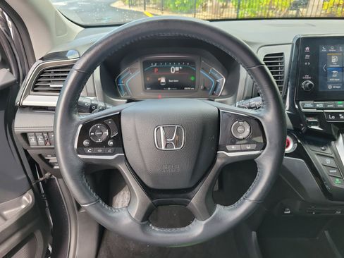 Used 2023 Honda Odyssey Touring image 30