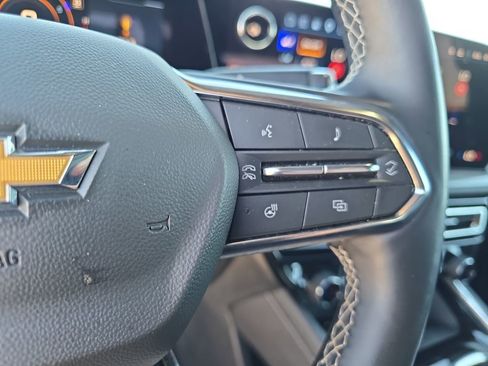 Used 2026 Chevrolet Traverse LT AWD/4WD image 19