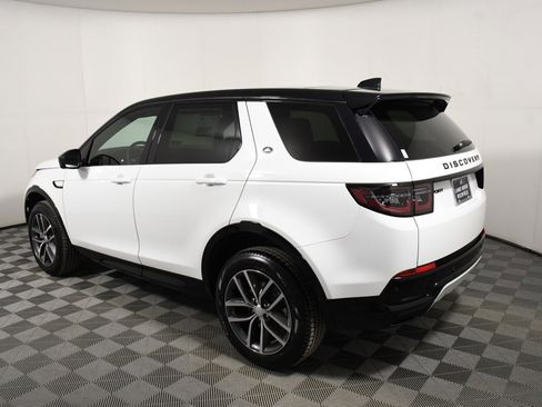 New 2026 Land Rover Discovery Sport Landmark image 3