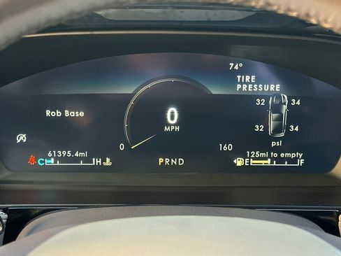 Used 2021 Lincoln Corsair Reserve w/ Rear Removable Package Tray image 24