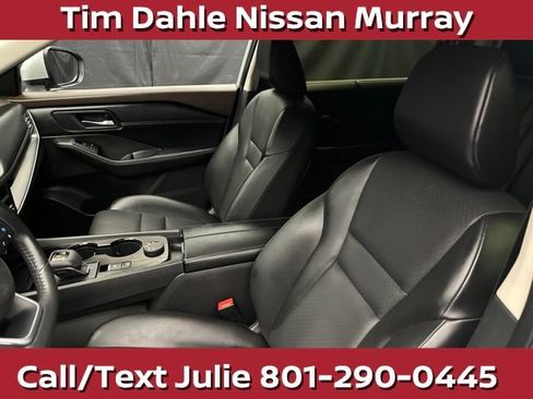 Used 2023 Nissan Rogue SV w/ SV Premium B Package AWD/4WD image 25