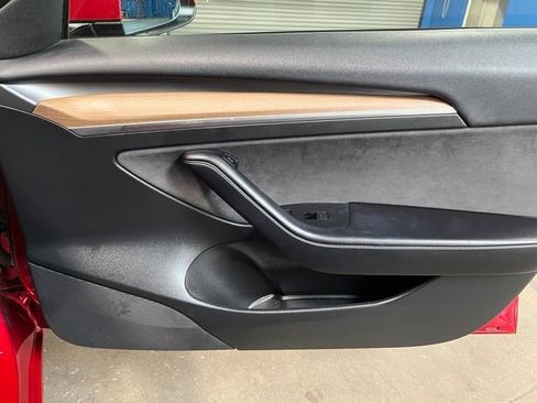 Used 2023 Tesla Model 3 Standard Range RWD image 11