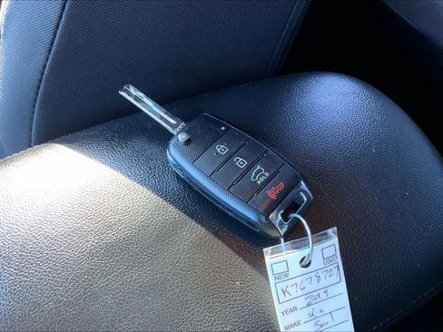 Used 2019 Kia Soul Base w/ Convenience Package image 13