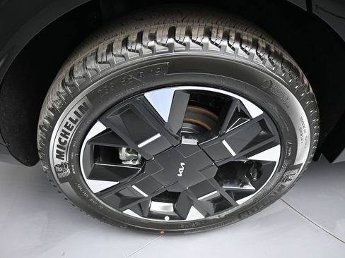 New 2026 Kia Sportage SX AWD/4WD image 12